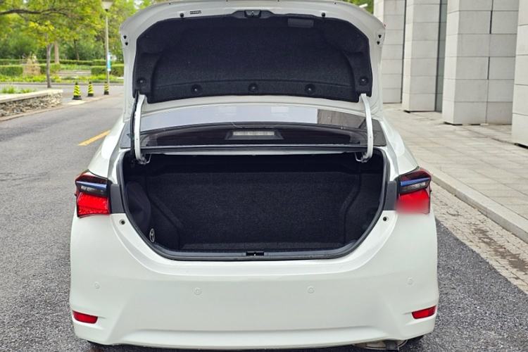Used Toyota Corolla Hybrid E+ 2019 1.8L E-CVT Luxury Edition Trunk