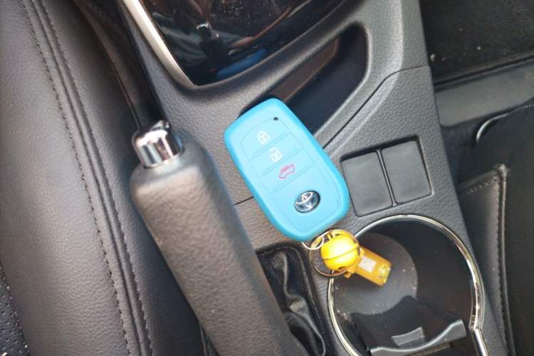 Used Toyota Corolla Hybrid E+ 2019 1.8L E-CVT Leading Edition Vehicle Key