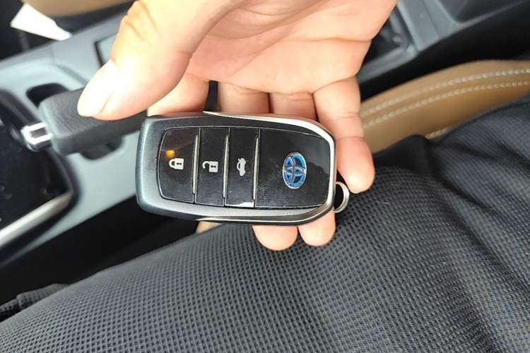 Used Toyota Corolla Hybrid E+ 2019 1.8L E-CVT Luxury Edition Vehicle Key