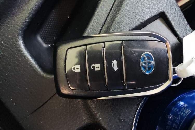 Used Toyota Corolla Hybrid E+ 2019 1.8L E-CVT Leading Edition Vehicle Key