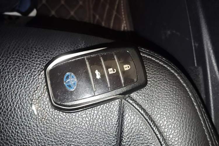 Used Toyota Corolla Hybrid E+ 2019 1.8L E-CVT Leading Edition Vehicle Key