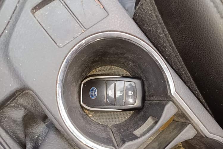 Used Toyota Corolla Hybrid E+ 2019 1.8L E-CVT Leading Edition Vehicle Key