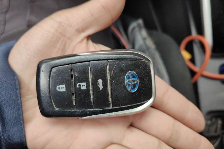 Used Toyota Corolla Hybrid E+ 2019 1.8L E-CVT Leading Edition Vehicle Key