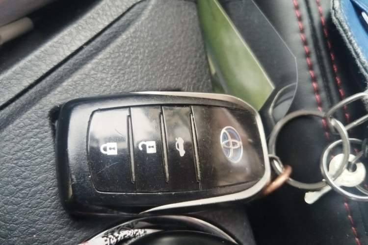 Used Toyota Corolla Hybrid E+ 2019 1.8L E-CVT Leading Edition Vehicle Key