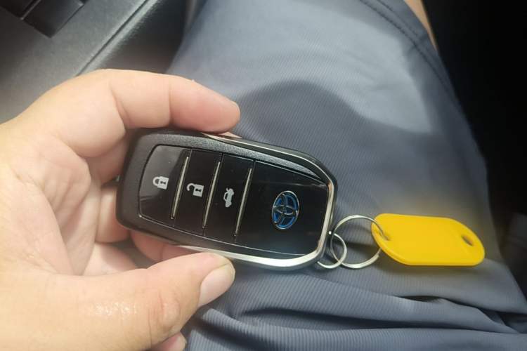 Used Toyota Corolla Hybrid E+ 2019 1.8L E-CVT Leading Edition Vehicle Key