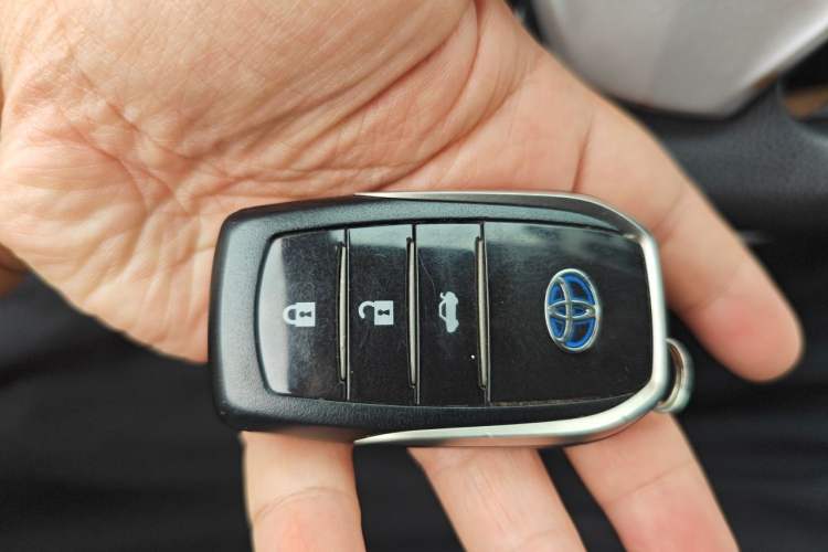 Used Toyota Corolla Hybrid E+ 2019 1.8L E-CVT Pioneer Edition Vehicle Key