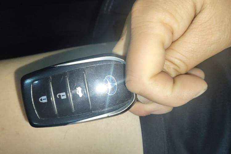 Used Toyota Corolla Hybrid E+ 2019 1.8L E-CVT Luxury Edition Vehicle Key