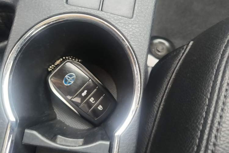 Used Toyota Corolla Hybrid E+ 2019 1.8L E-CVT Leading Edition Vehicle Key