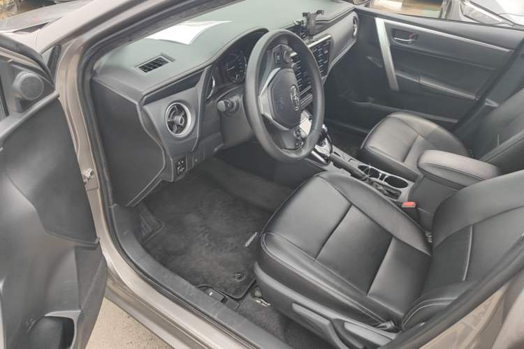 Used Toyota Corolla Hybrid E+ 2020 1.8L E-CVT Comfort Edition Driver Seat