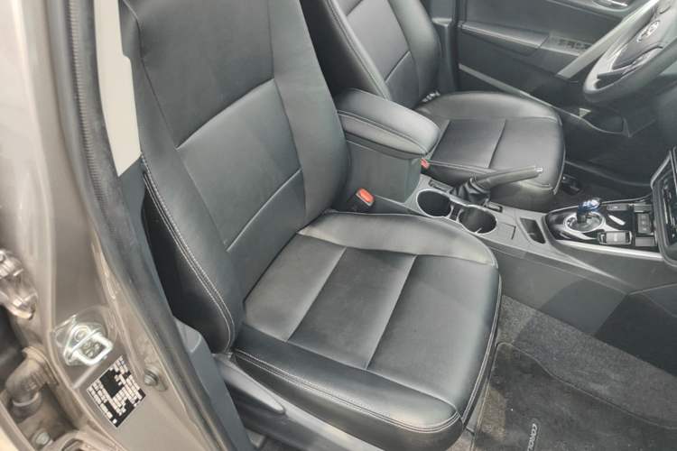 Used Toyota Corolla Hybrid E+ 2020 1.8L E-CVT Comfort Edition Right Front Seat