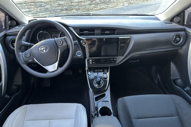 Used Toyota Corolla Hybrid E+ 2020 1.8L E-CVT Comfort Edition Interior 1