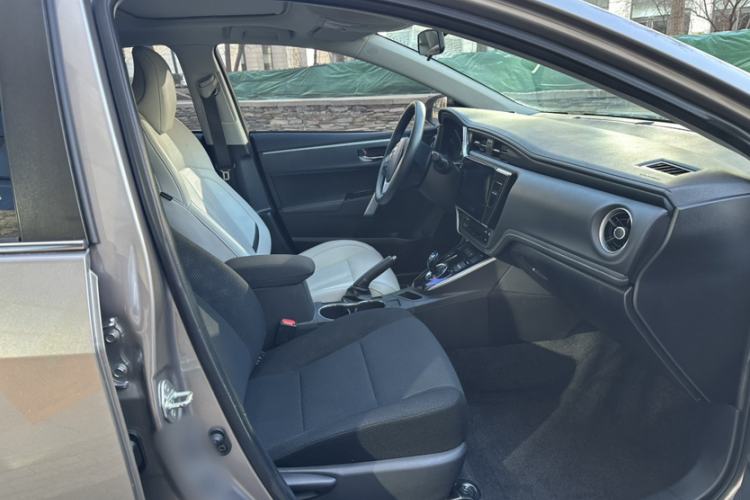 Used Toyota Corolla Hybrid E+ 2020 1.8L E-CVT Comfort Edition Interior 7