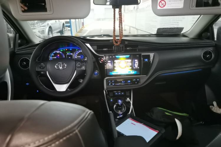 Used Toyota Corolla Hybrid E+ 2020 1.8L E-CVT Comfort Edition Center Console