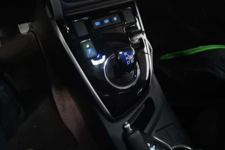 Used Toyota Corolla Hybrid E+ 2020 1.8L E-CVT Comfort Edition Gear Lever