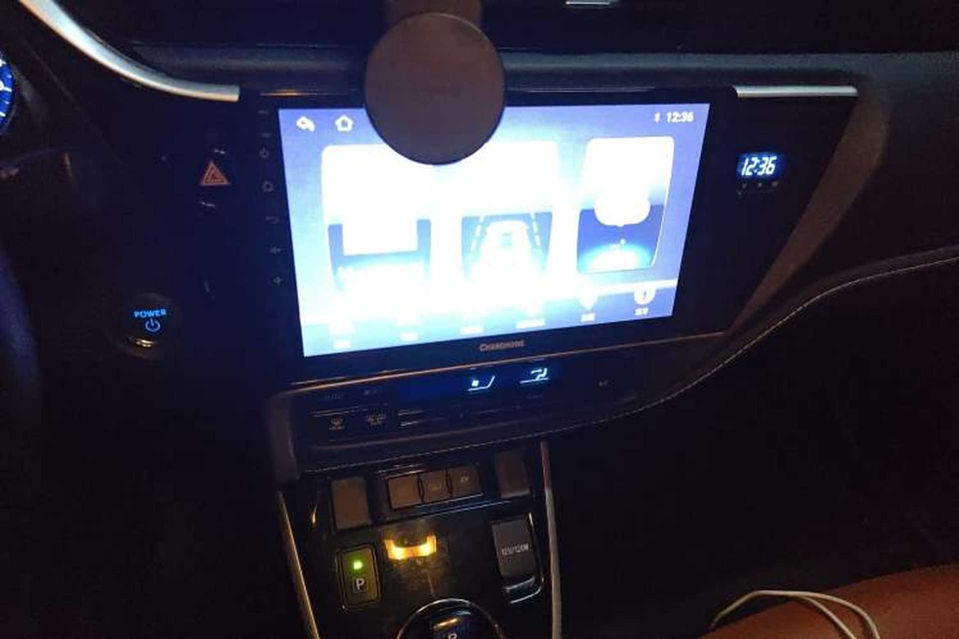 Used Toyota Corolla Hybrid E+ 2020 1.8L E-CVT Comfort Edition Audio And AC Panel