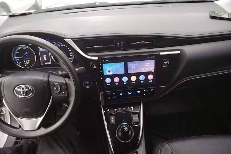 Used Toyota Corolla Hybrid E+ 2020 1.8L E-CVT Comfort Edition Center Console