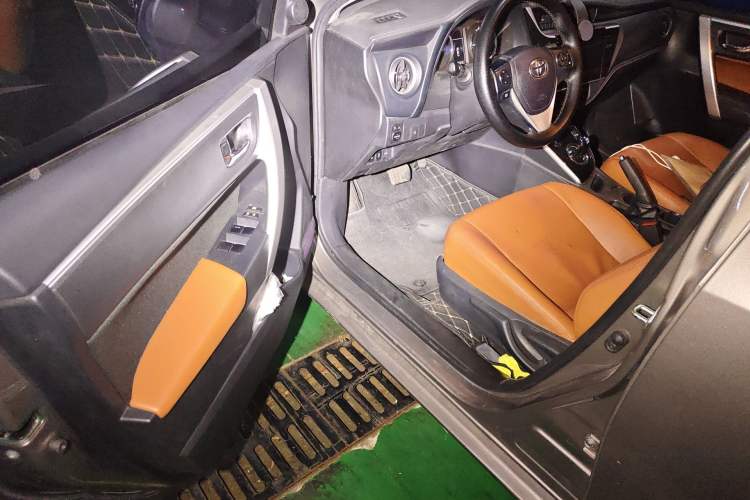 Used Toyota Corolla Hybrid E+ 2020 1.8L E-CVT Comfort Edition Driver Seat