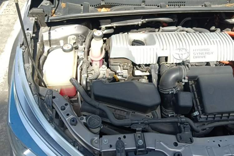 Used Toyota Corolla Hybrid E+ 2020 1.8L E-CVT Comfort Edition Engine Bay Right