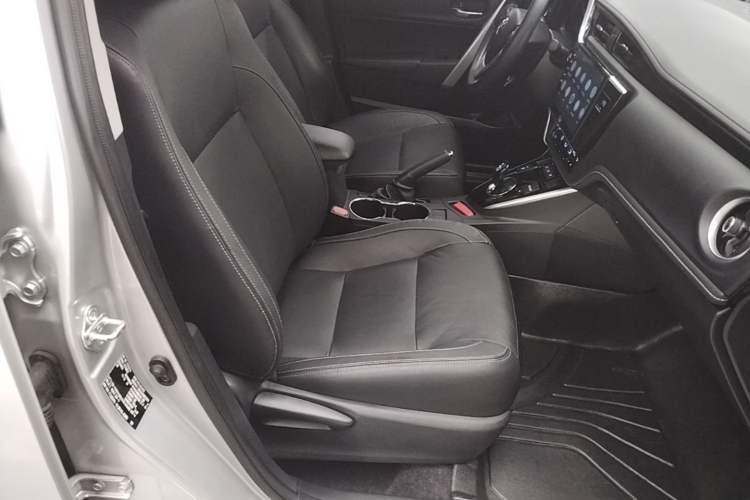 Used Toyota Corolla Hybrid E+ 2020 1.8L E-CVT Comfort Edition Right Front Seat