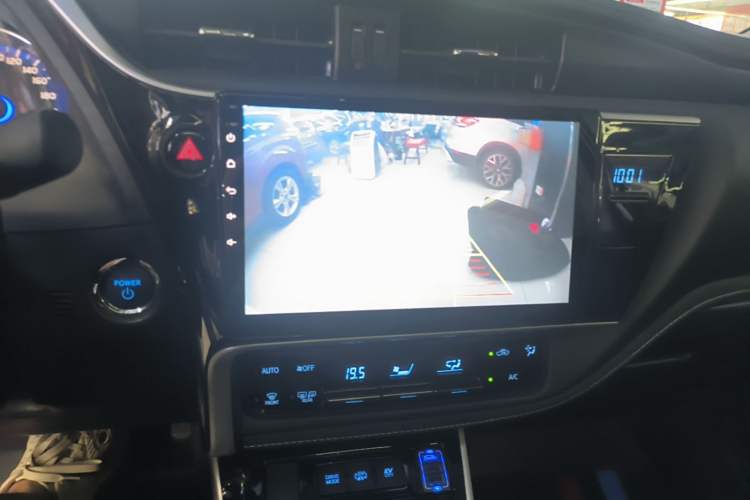 Used Toyota Corolla Hybrid E+ 2020 1.8L E-CVT Comfort Edition Audio And AC Panel