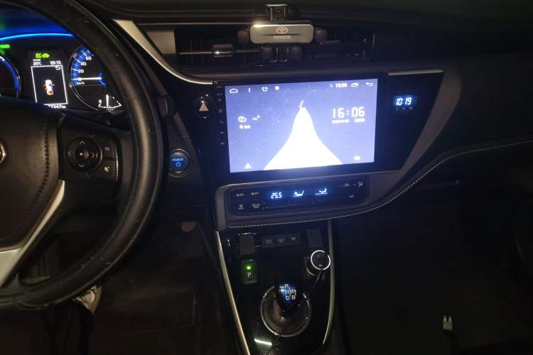 Used Toyota Corolla Hybrid E+ 2020 1.8L E-CVT Comfort Edition Audio And AC Panel