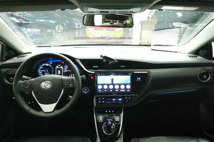Used Toyota Corolla Hybrid E+ 2020 1.8L E-CVT Comfort Edition Center Console