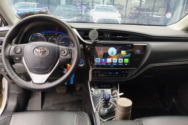 Used Toyota Corolla Hybrid E+ 2020 1.8L E-CVT Comfort Edition Center Console