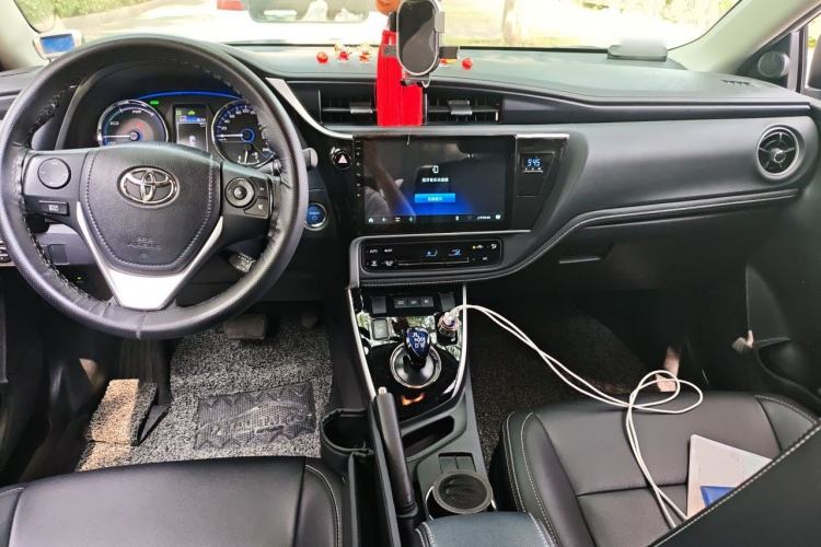 Used Toyota Corolla Hybrid E+ 2020 1.8L E-CVT Comfort Edition Center Console