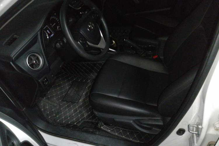 Used Toyota Corolla Hybrid E+ 2020 1.8L E-CVT Comfort Edition Driver Seat