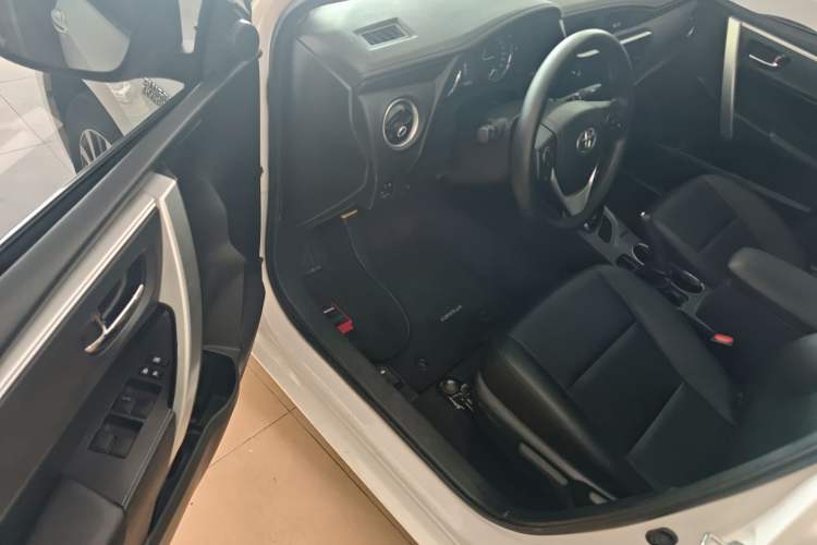 Used Toyota Corolla Hybrid E+ 2020 1.8L E-CVT Comfort Edition Driver Seat