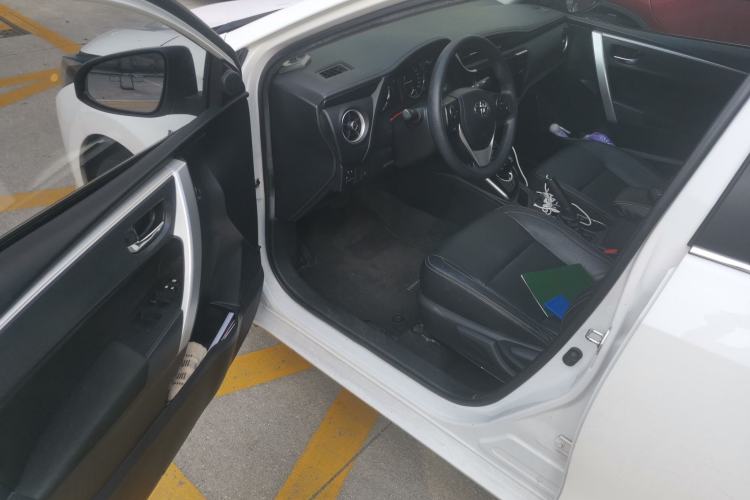 Used Toyota Corolla Hybrid E+ 2020 1.8L E-CVT Comfort Edition Driver Seat