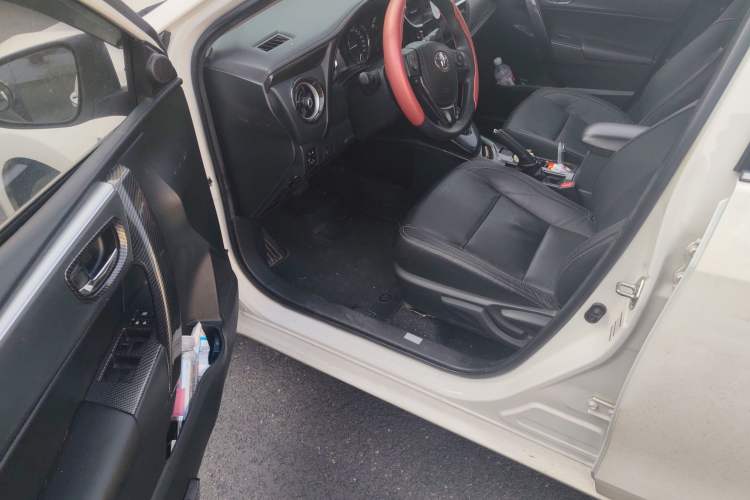 Used Toyota Corolla Hybrid E+ 2020 1.8L E-CVT Comfort Edition Driver Seat