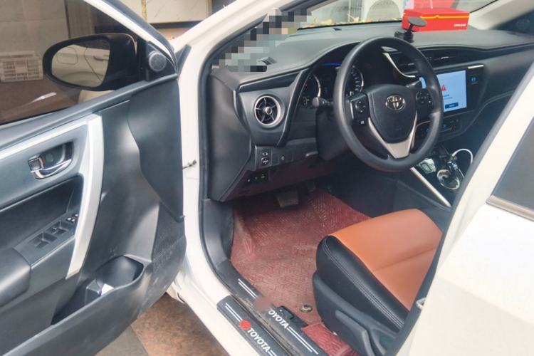 Used Toyota Corolla Hybrid E+ 2020 1.8L E-CVT Comfort Edition Driver Seat