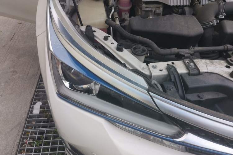 Used Toyota Corolla Hybrid E+ 2020 1.8L E-CVT Comfort Edition Engine Bay Right