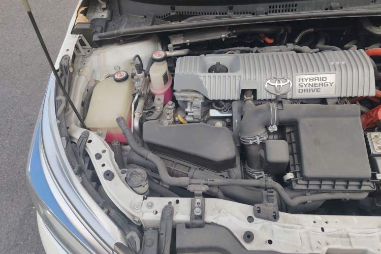Used Toyota Corolla Hybrid E+ 2020 1.8L E-CVT Comfort Edition Engine Bay Right