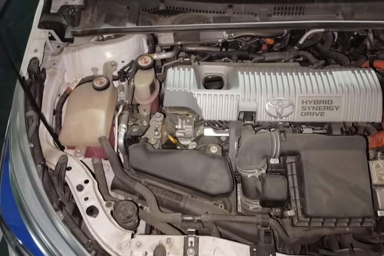 Used Toyota Corolla Hybrid E+ 2020 1.8L E-CVT Comfort Edition Engine Bay Right