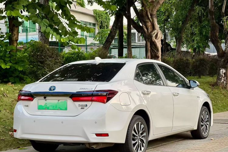 Used Toyota Corolla Hybrid E+ 2020 1.8L E-CVT Comfort Edition Exterior 3