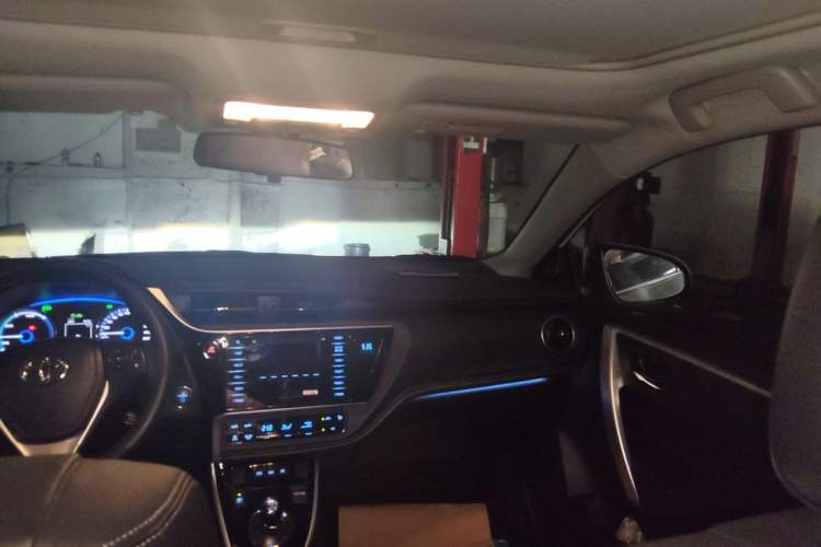 Used Toyota Corolla Hybrid E+ 2020 1.8L E-CVT Comfort Edition Headliner