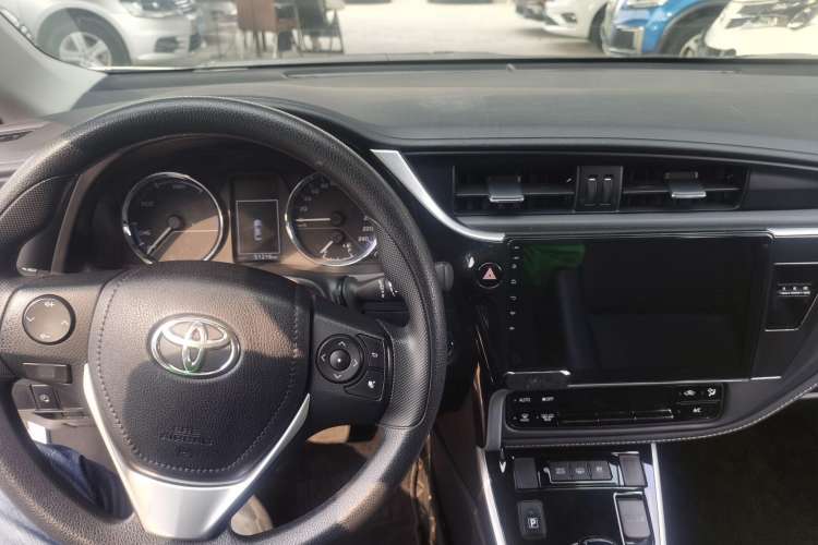 Used Toyota Corolla Hybrid E+ 2020 1.8L E-CVT Comfort Edition Interior 3