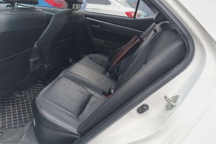 Used Toyota Corolla Hybrid E+ 2020 1.8L E-CVT Comfort Edition Interior 4
