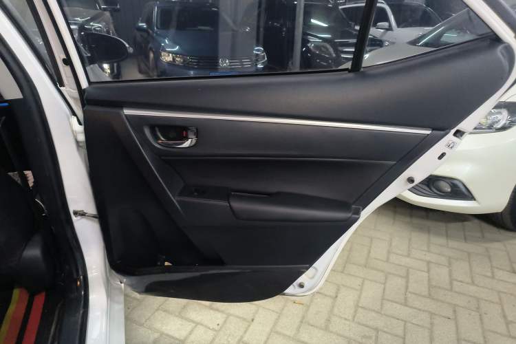 Used Toyota Corolla Hybrid E+ 2020 1.8L E-CVT Comfort Edition Interior 6