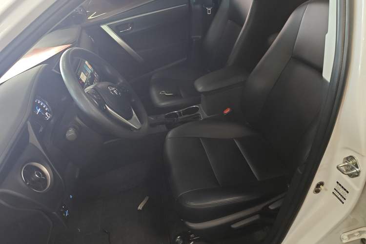 Used Toyota Corolla Hybrid E+ 2020 1.8L E-CVT Comfort Edition Left Front Seat