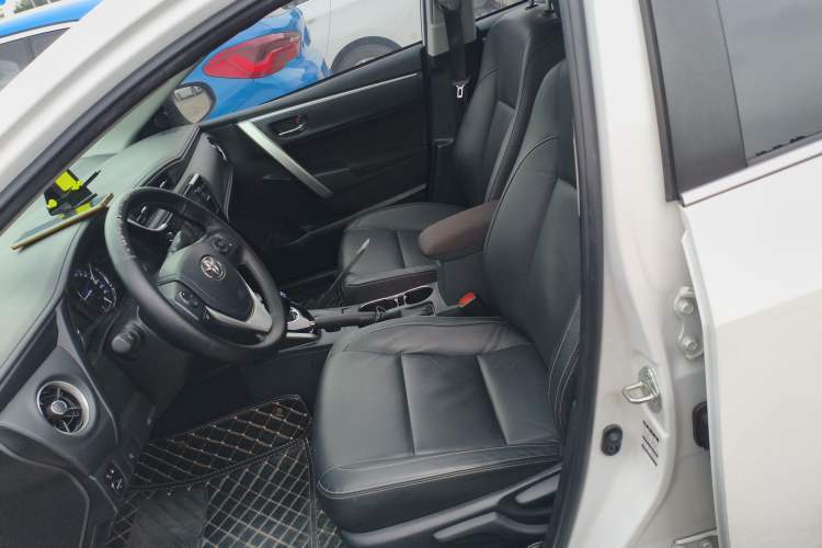 Used Toyota Corolla Hybrid E+ 2020 1.8L E-CVT Comfort Edition Left Front Seat