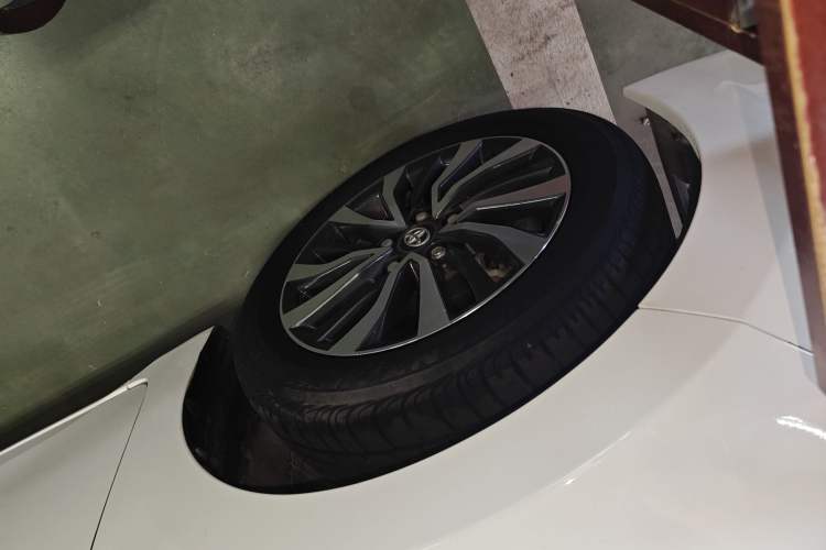 Used Toyota Corolla Hybrid E+ 2020 1.8L E-CVT Comfort Edition Left Front Wheel Hub