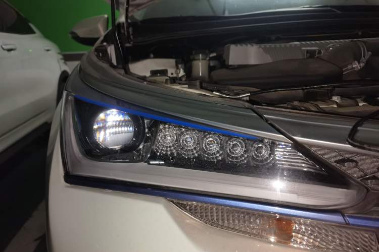 Used Toyota Corolla Hybrid E+ 2020 1.8L E-CVT Comfort Edition Right Front Headlight
