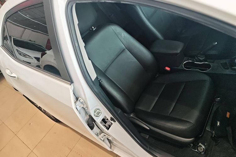 Used Toyota Corolla Hybrid E+ 2020 1.8L E-CVT Comfort Edition Right Front Seat