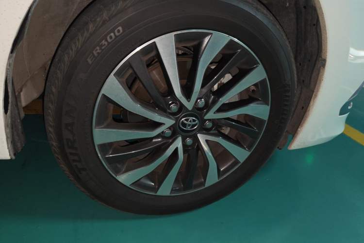Used Toyota Corolla Hybrid E+ 2020 1.8L E-CVT Comfort Edition Right Front Wheel Hub