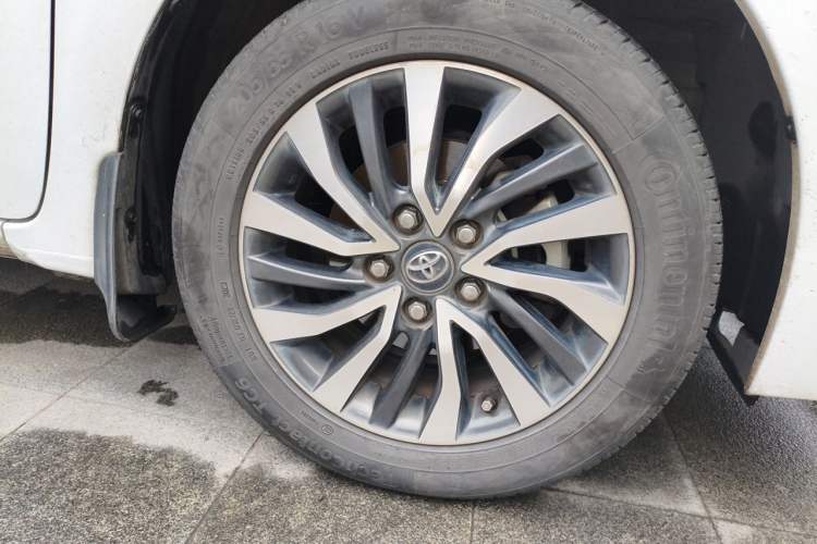 Used Toyota Corolla Hybrid E+ 2020 1.8L E-CVT Comfort Edition Right Front Wheel Hub