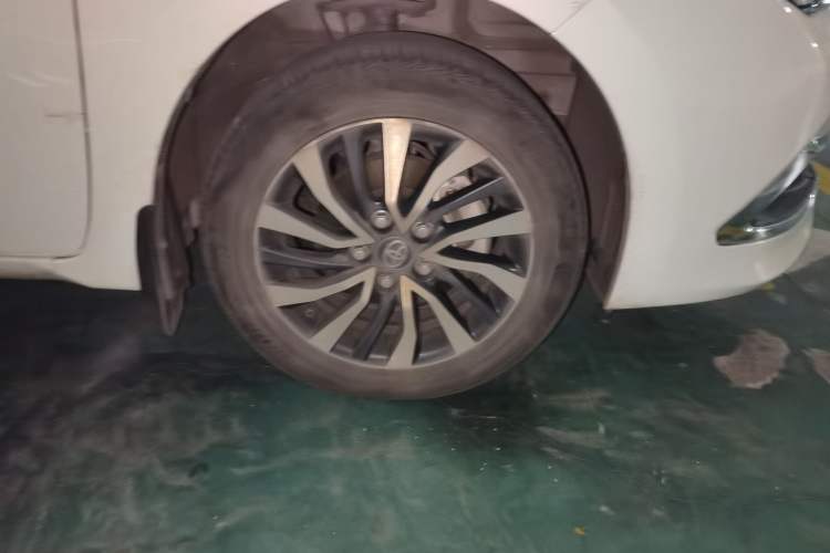 Used Toyota Corolla Hybrid E+ 2020 1.8L E-CVT Comfort Edition Right Front Wheel Hub