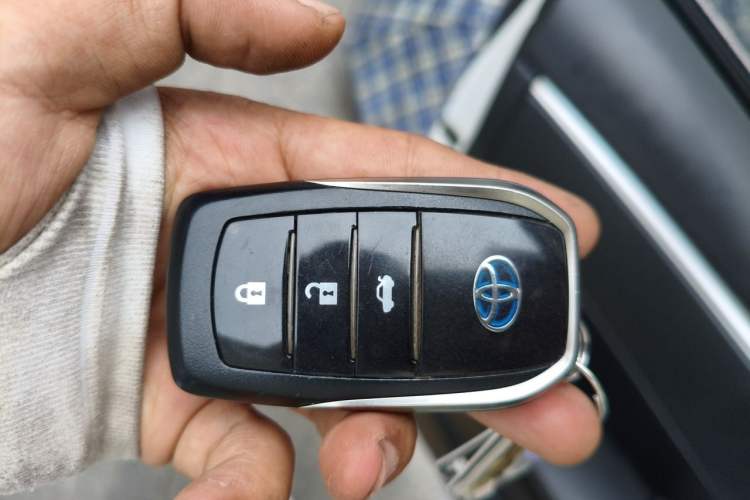 Used Toyota Corolla Hybrid E+ 2020 1.8L E-CVT Comfort Edition Vehicle Key